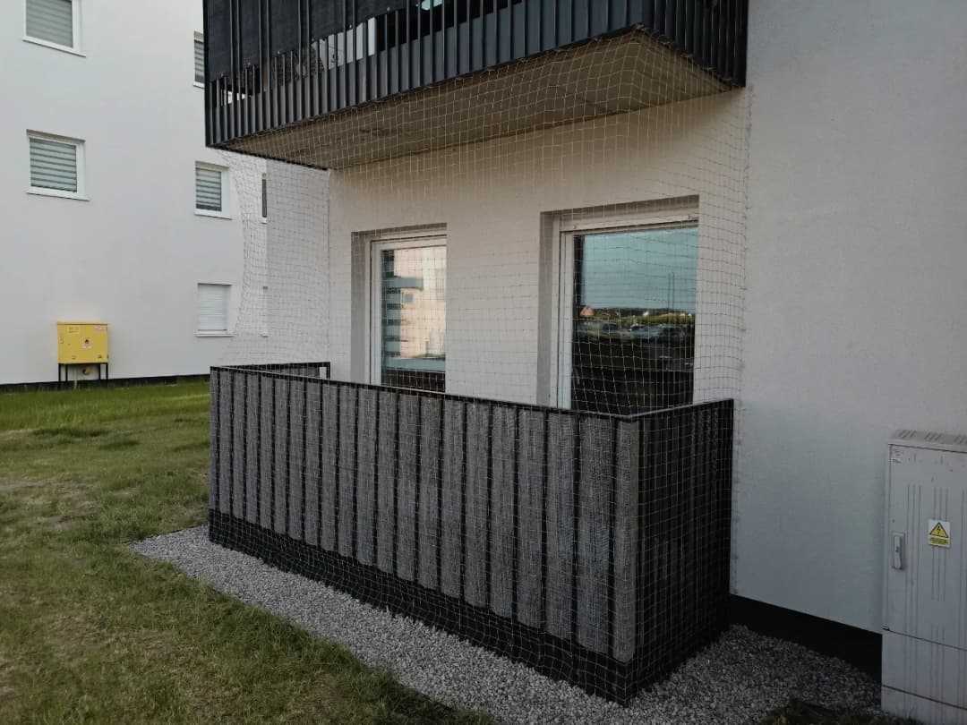 Jak zabezpieczyć balkon przed wypadkami dzieci i zwierząt?
