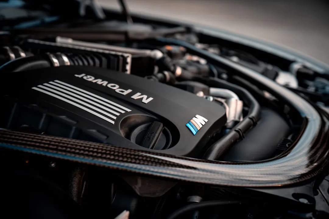 Dekarz co robi? Odkryj kluczowe zadania i umiejętności tego zawodu