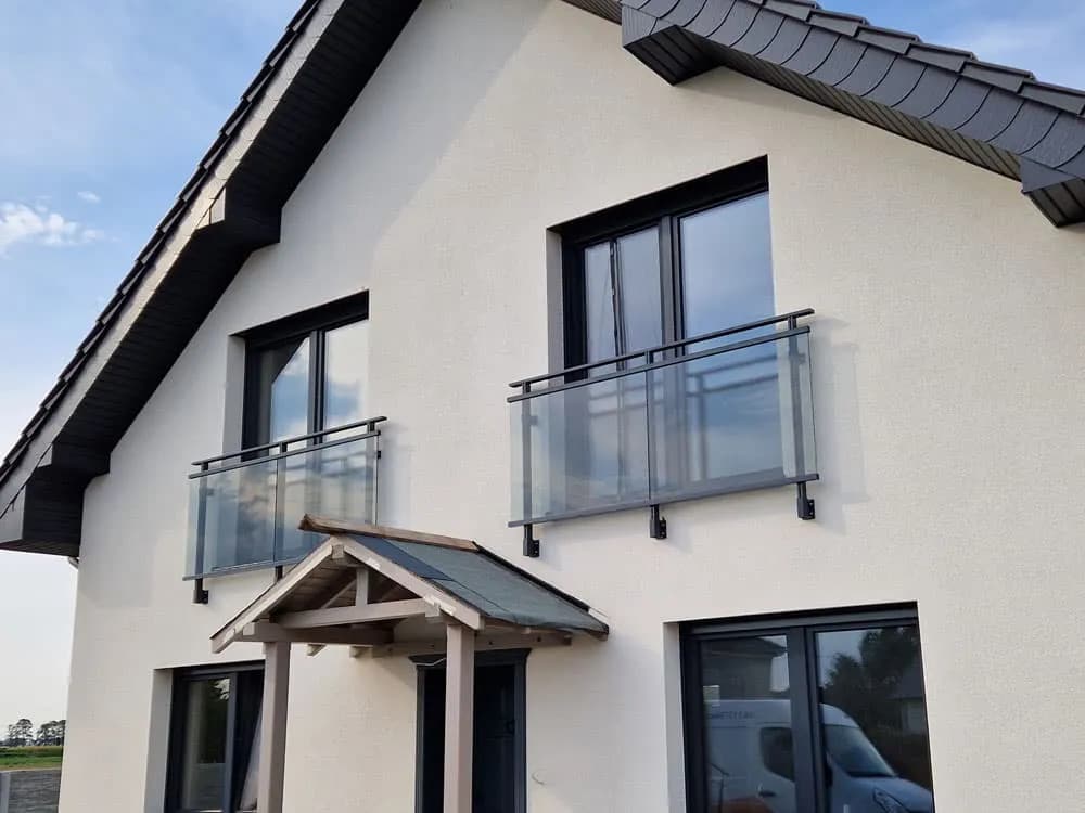 Co to jest balkon francuski i dlaczego warto go mieć w domu?