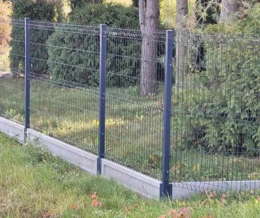 Ile kosztuje ogrodzenie panelowe? Poznaj ukryte wydatki i oszczędności