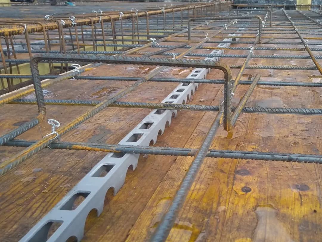 Najlepsze maszynki do zbrojenia - jak wybrać idealny model?