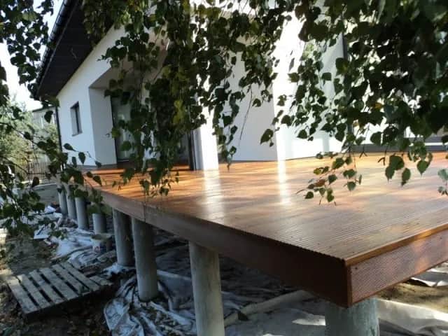 Jak zrobić balkon drewniany - krok po kroku z najlepszymi poradami
