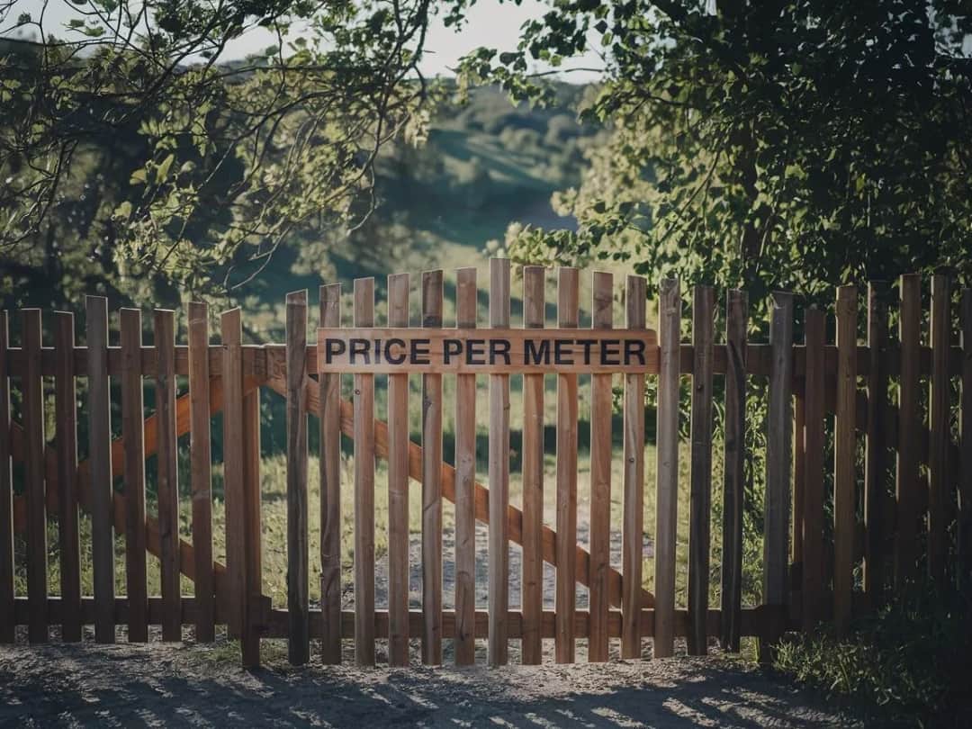 Ile kosztuje malowanie płotu? Poznaj ukryte koszty i ceny usług Ile kosztuje malowanie płotu? Poznaj ukryte koszty i ceny usług