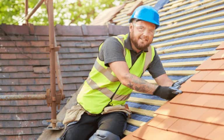 Czy dekarz to zawód? Poznaj znaczenie i zapotrzebowanie na rynku