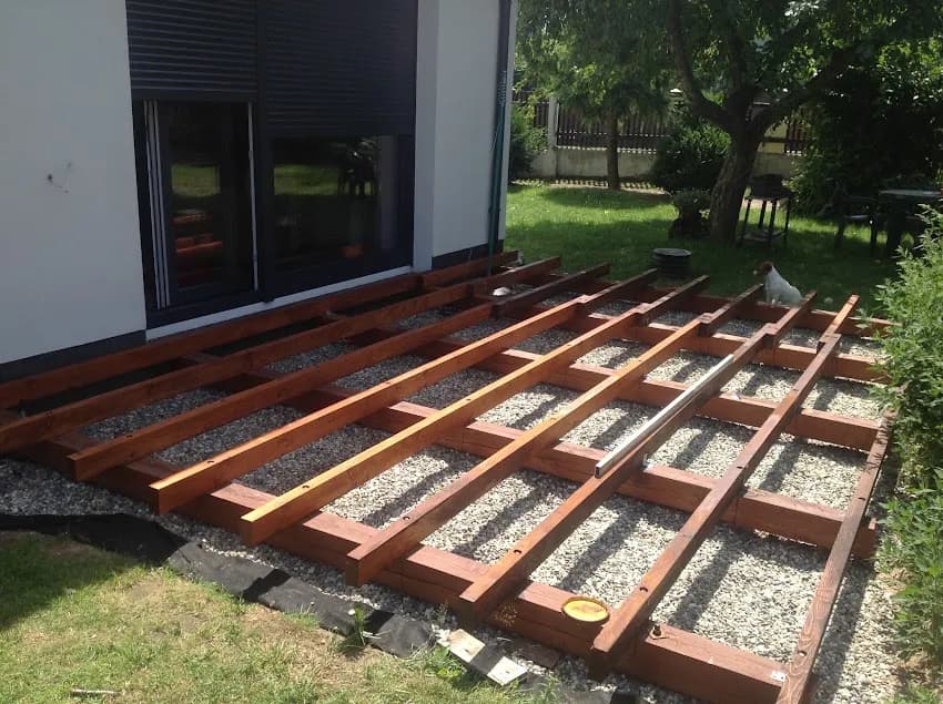 Skuteczne sposoby na zabezpieczenie legarów pod taras - forum porad